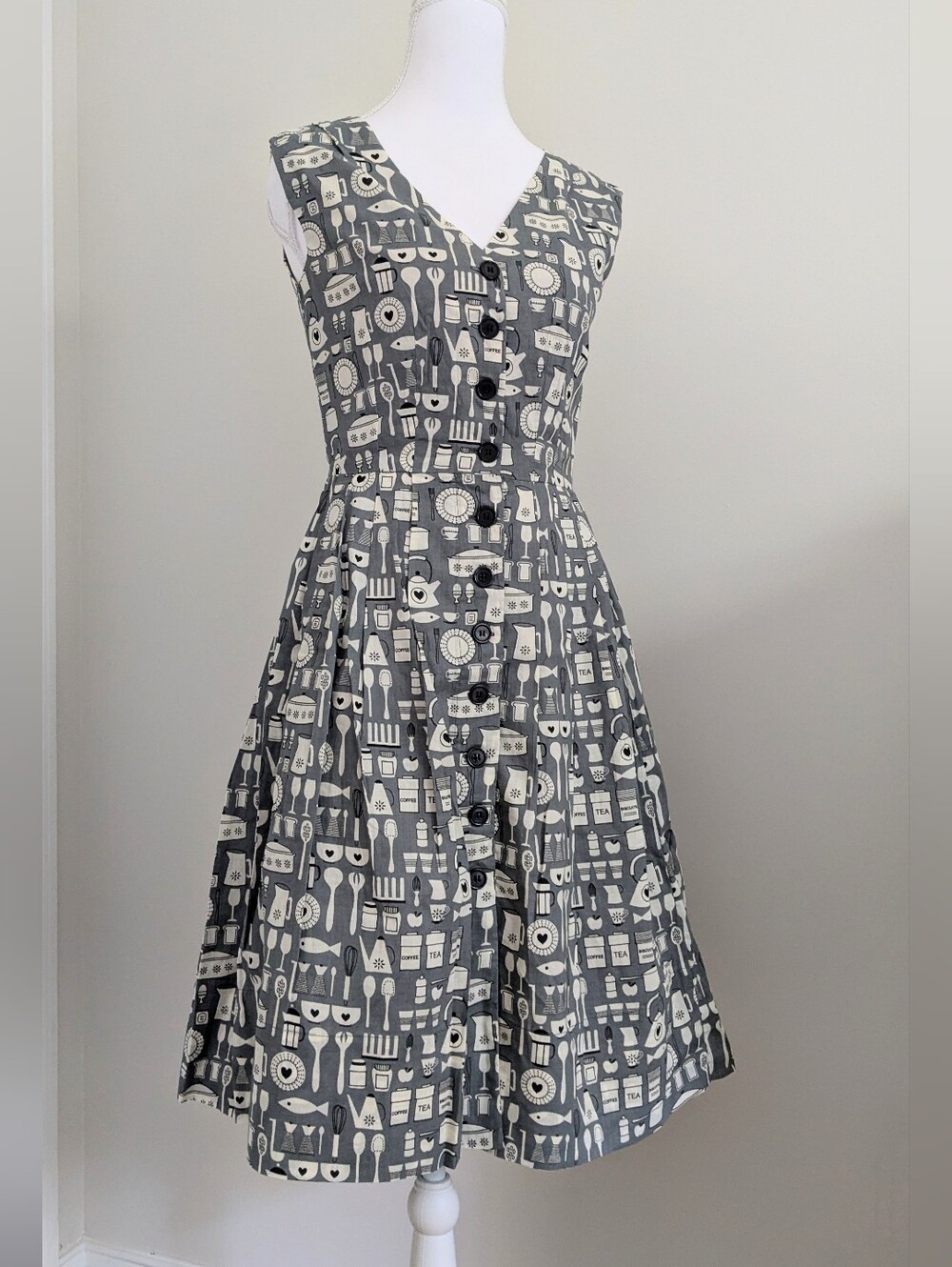 NWT Emily & Fin - Fit & Flare Grey Dress XXS (Scarlett Style, Kitchen Tea Set)